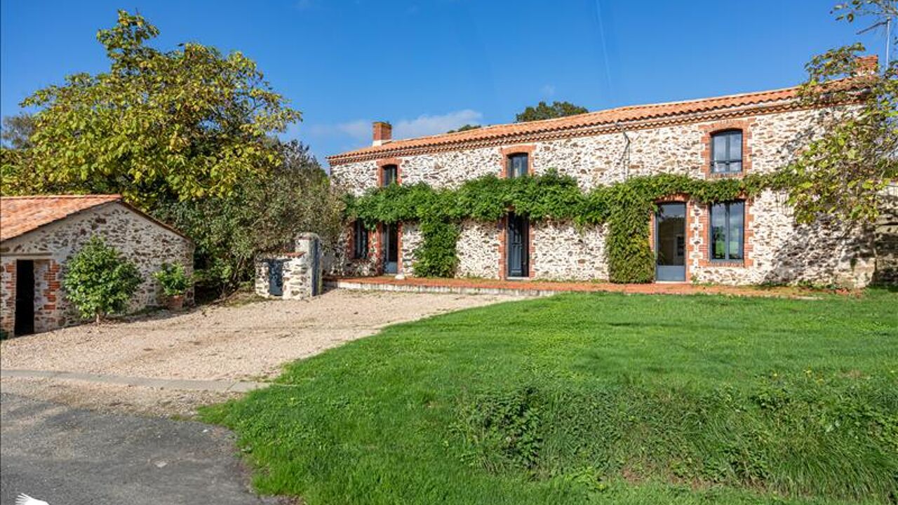 maison 6 pièces 135 m2 à vendre à La Ferrière (85280)