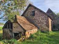 Maison en pierre de 1 pièces principales — photo 3