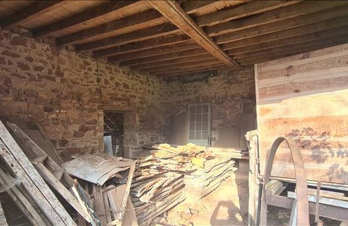 Maison en pierre de 1 pièces principales — photo 4