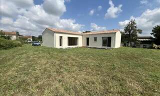 Maison 5 Pièces 104 m² à vendre à Écoyeux (17770)