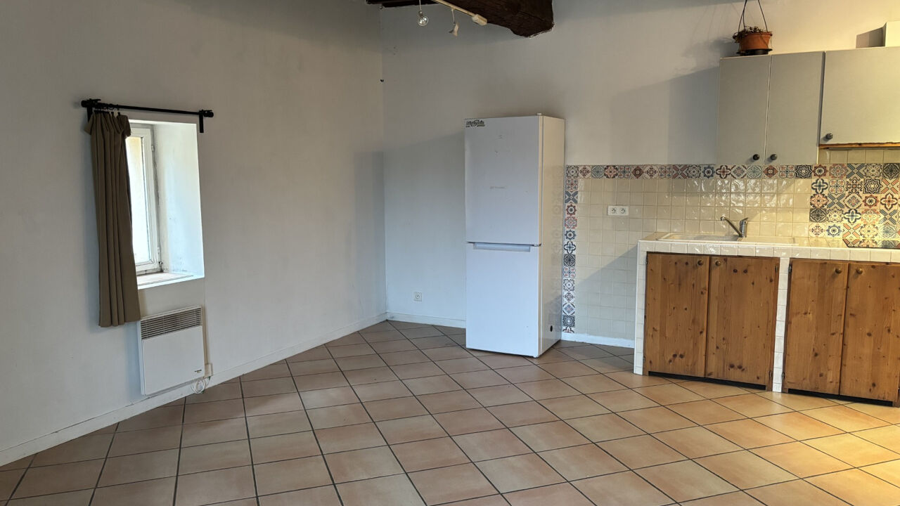 appartement 1 pièces 27 m2 à louer à Lambesc (13410)