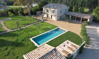 Maison 6 Pièces 250 m² à vendre à Saint-Rémy-de-Provence (13210)