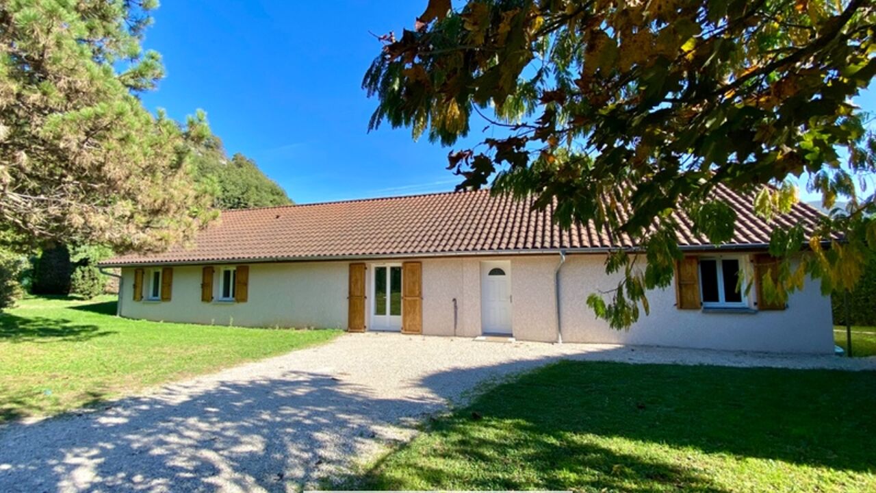 maison 7 pièces 230 m2 à vendre à Murs-Et-Gélignieux (01300)