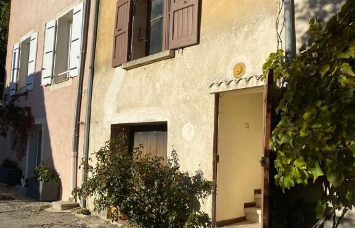 appartement 2 pièces 28 m2 à vendre à Saint-Jurs (04410)