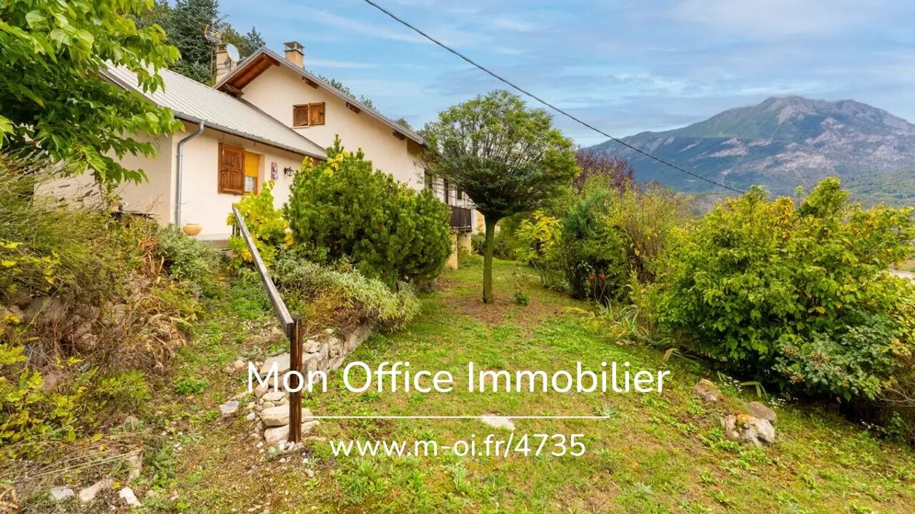 maison 4 pièces 110 m2 à vendre à Châteauroux-les-Alpes (05380)