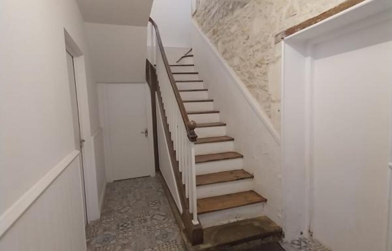 immeuble  pièces 110 m2 à vendre à Rochefort (17300)