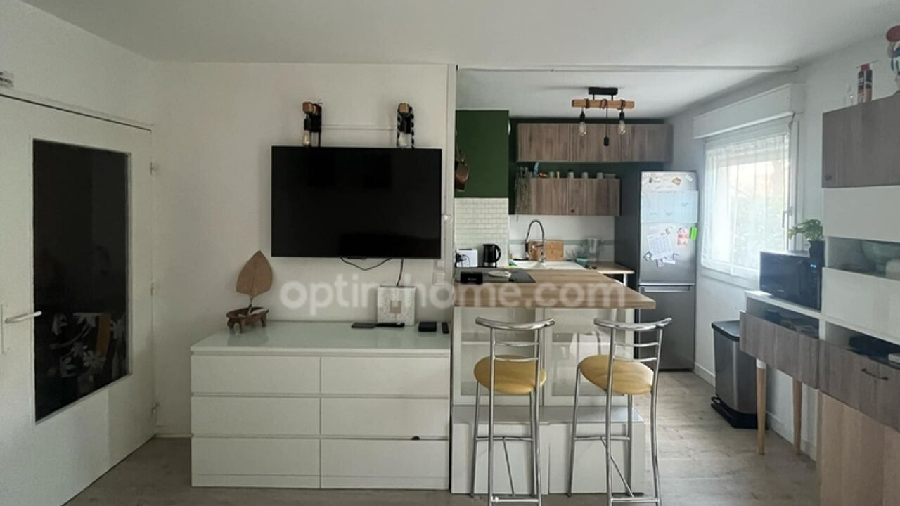 appartement 1 pièces 33 m2 à vendre à Le Plessis-Bouchard (95130)