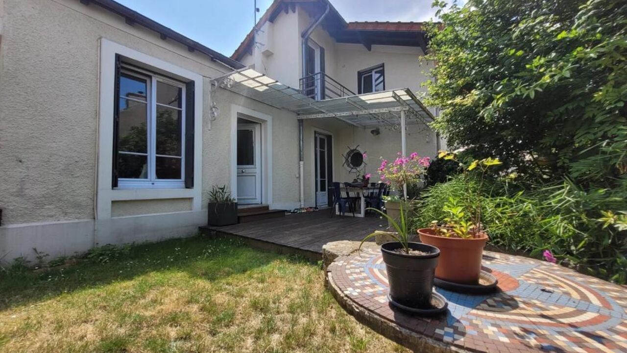 maison 5 pièces 137 m2 à vendre à Nanterre (92000)