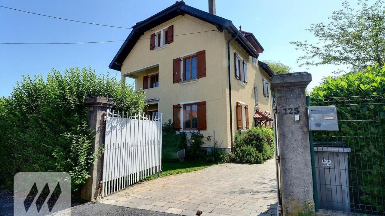 maison 10 pièces 188 m2 à vendre à La Roche-sur-Foron (74800)