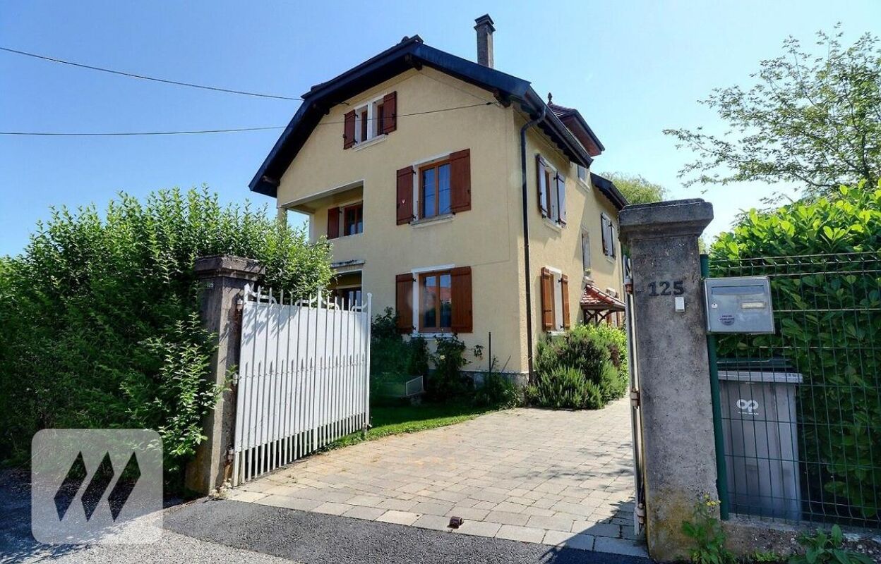 maison 10 pièces 188 m2 à vendre à La Roche-sur-Foron (74800)