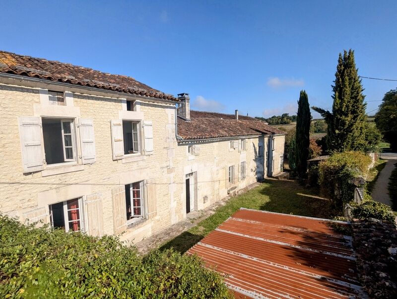 Villa / Maison 7 pièces  à vendre Segonzac 16130