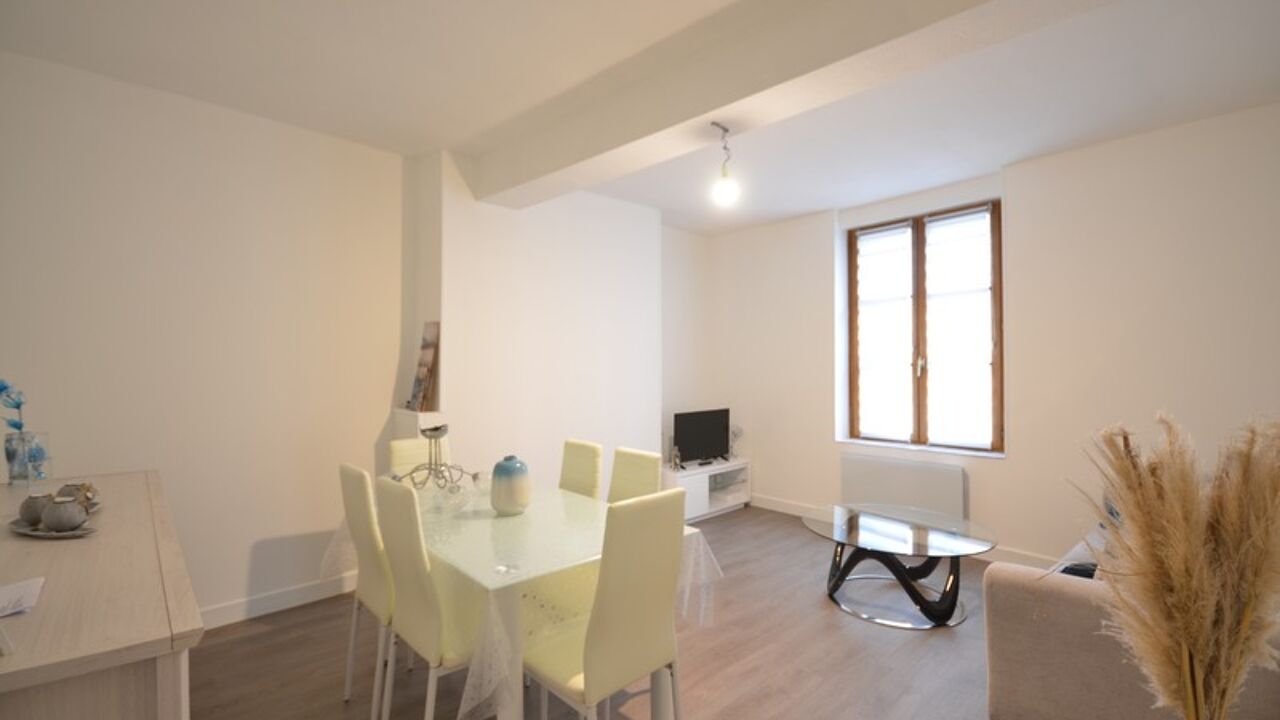 maison 5 pièces 138 m2 à vendre à Neuilly-Saint-Front (02470)