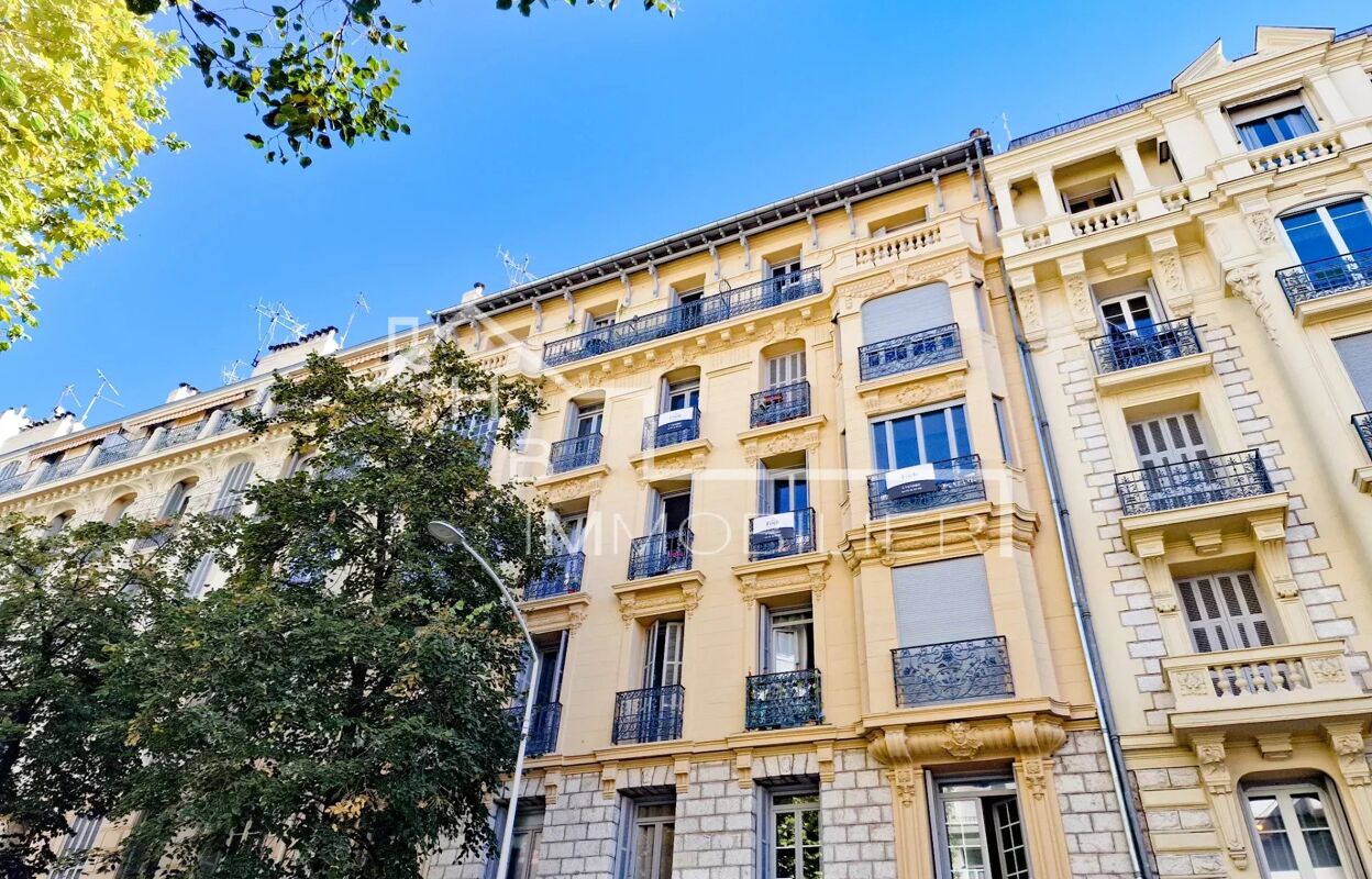 appartement 3 pièces 61 m2 à vendre à Nice (06000)