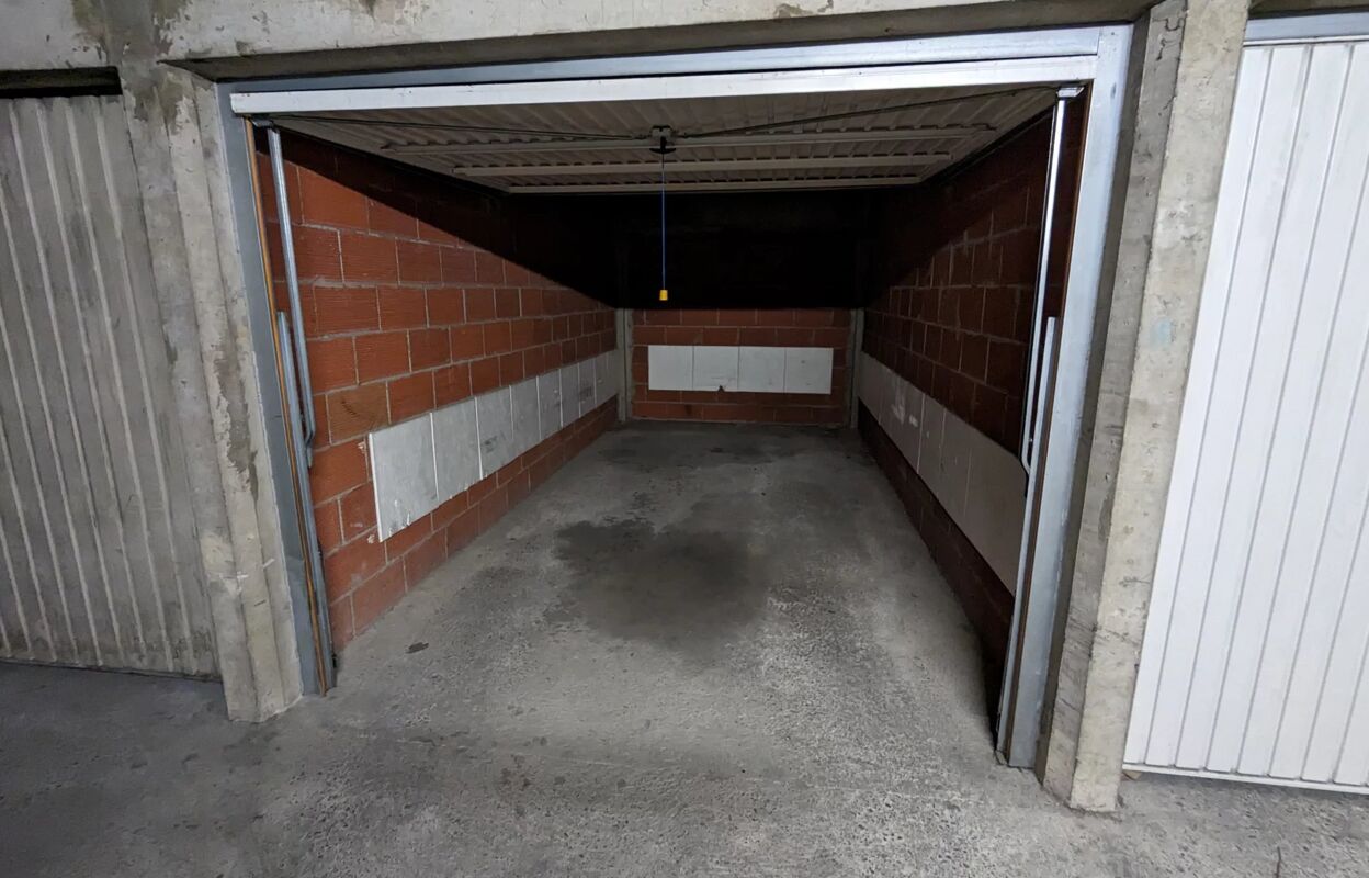 garage  pièces 13 m2 à louer à Toulouse (31100)