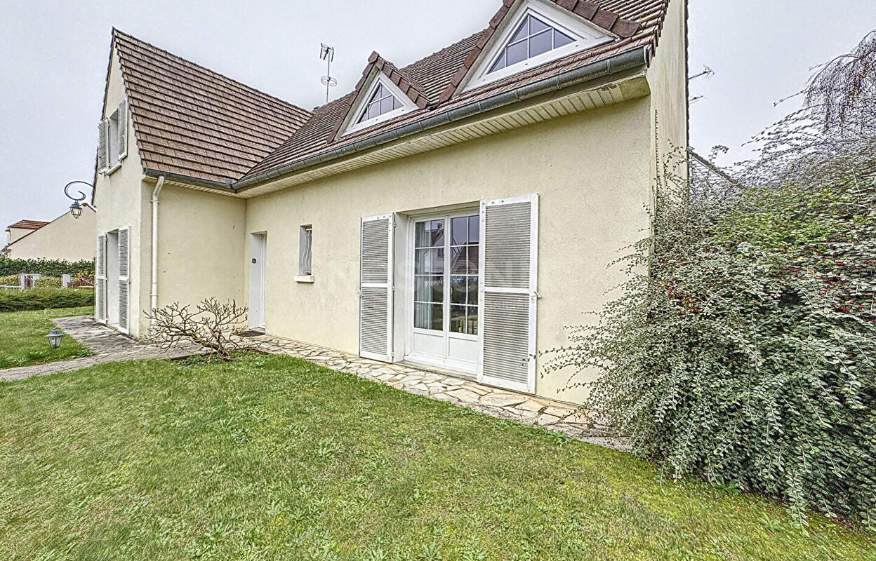 maison 7 pièces 172 m2 à vendre à Lamorlaye (60260)