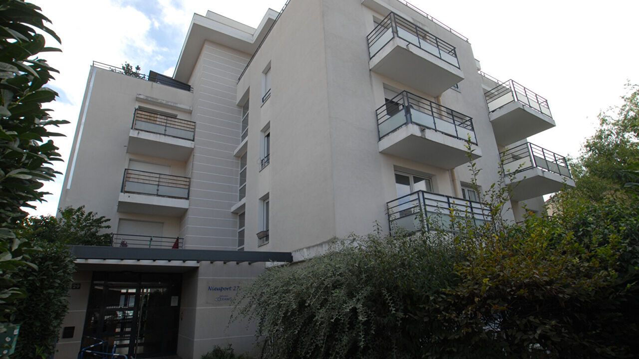 appartement 2 pièces  m2 à vendre à Lyon 8 (69008)