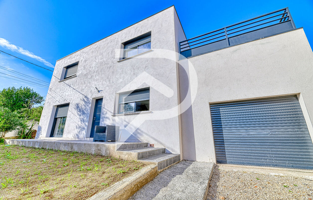 maison 5 pièces 104 m2 à vendre à Nîmes (30000)