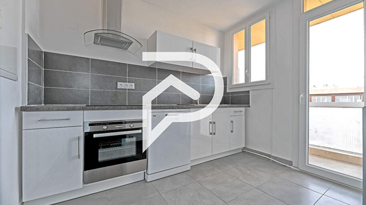 appartement 2 pièces 45 m2 à louer à Nîmes (30900)