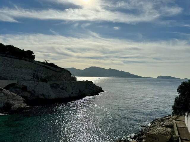 TERRAIN CONSTRUCTIBLE MALMOUSQUE-CORNICHE KENNEDY 13007 MARSEILL — photo du bien
