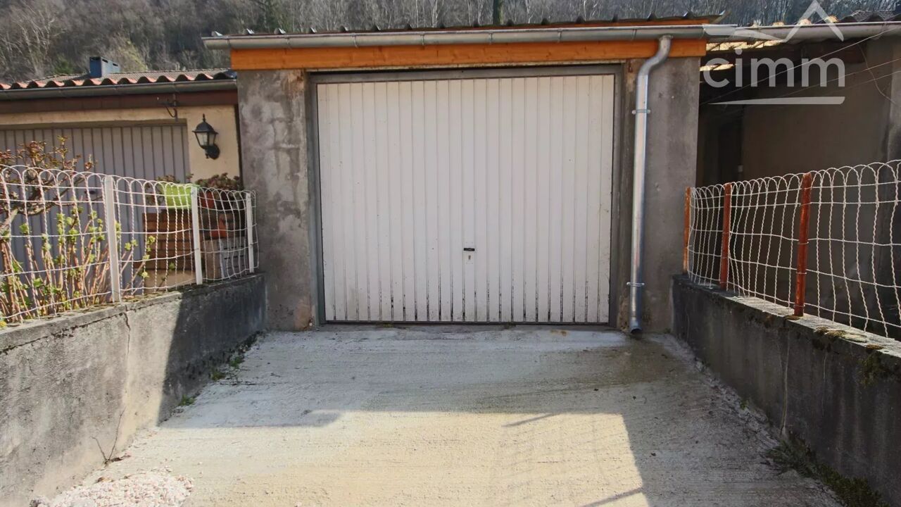 garage  pièces 15 m2 à louer à Froges (38190)