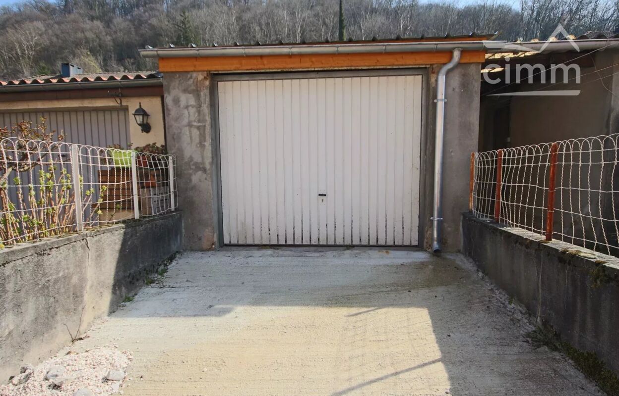 garage  pièces 15 m2 à louer à Froges (38190)