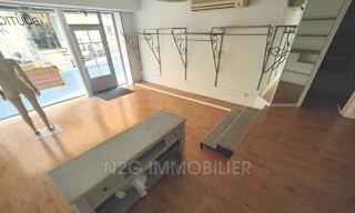 Commerce  70 m² à louer à Grasse (06130)