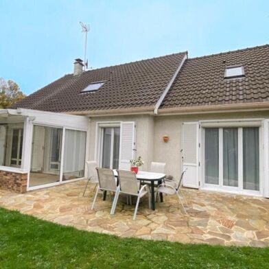 Maison 8 pièces 174 m²