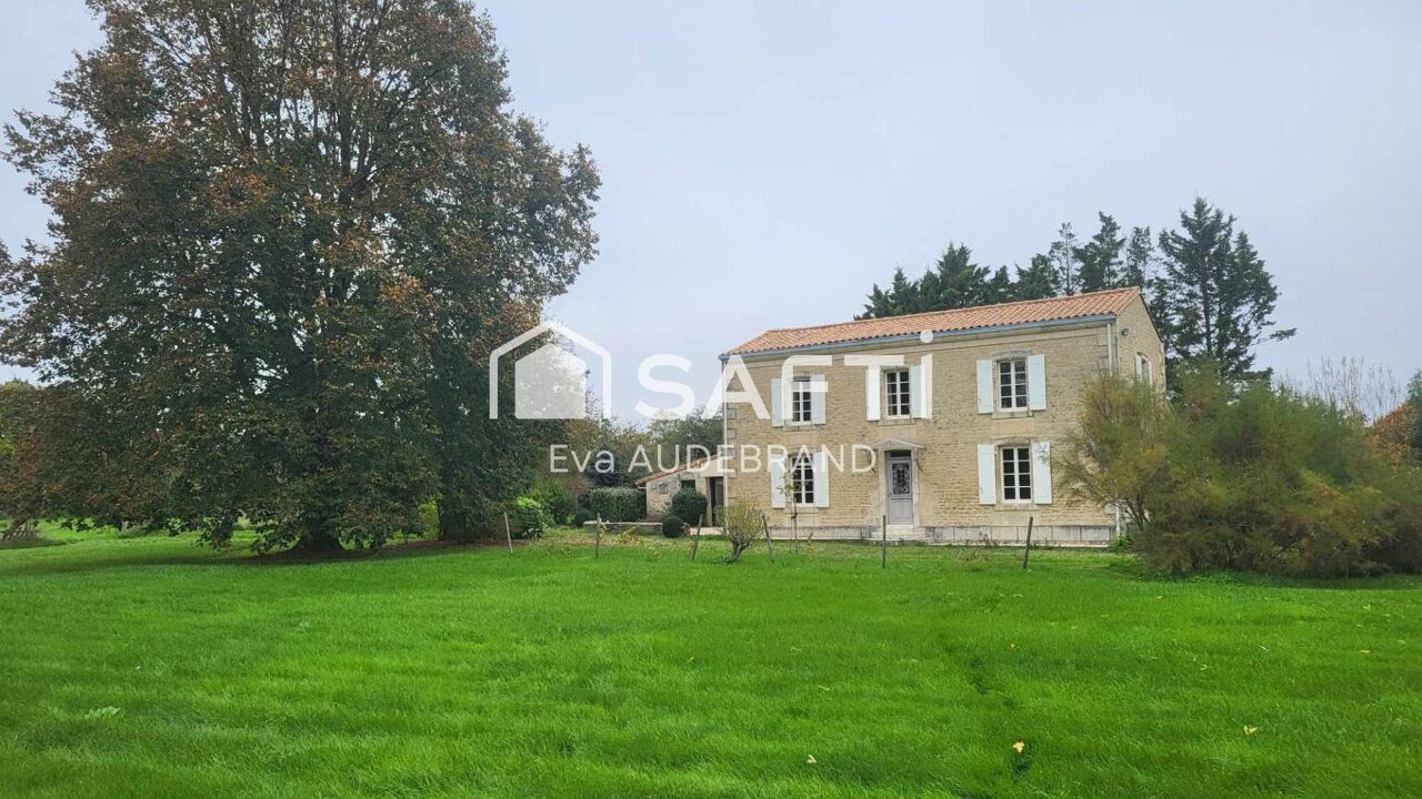 maison 7 pièces 206 m2 à vendre à Coulon (79510)