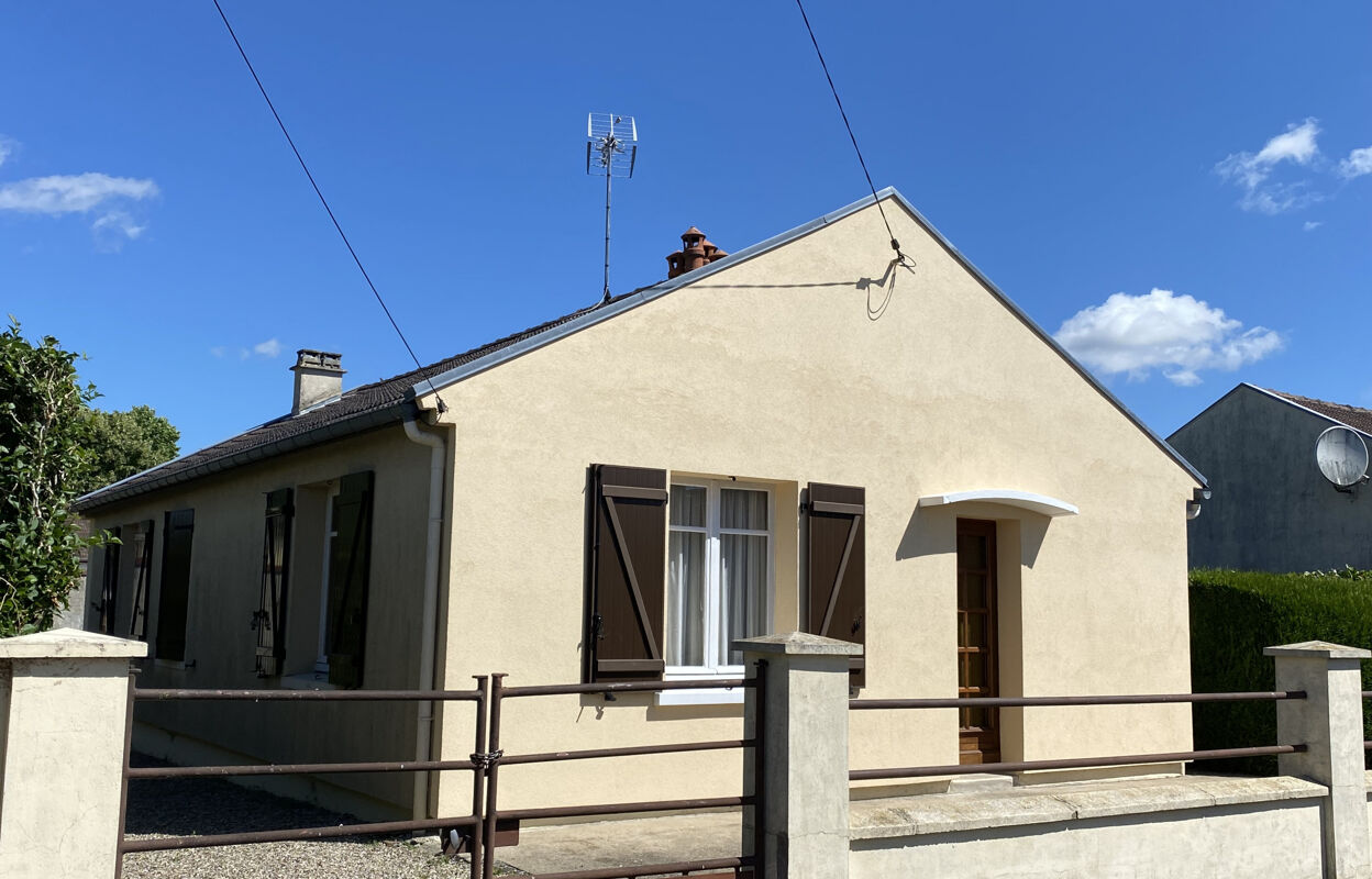 maison 4 pièces 75 m2 à vendre à Grandvilliers (60210)