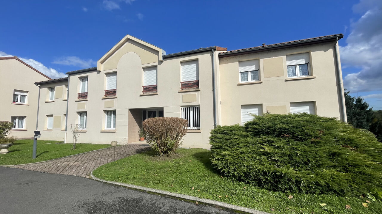 appartement 2 pièces 48 m2 à vendre à Saint-Léonard-de-Noblat (87400)