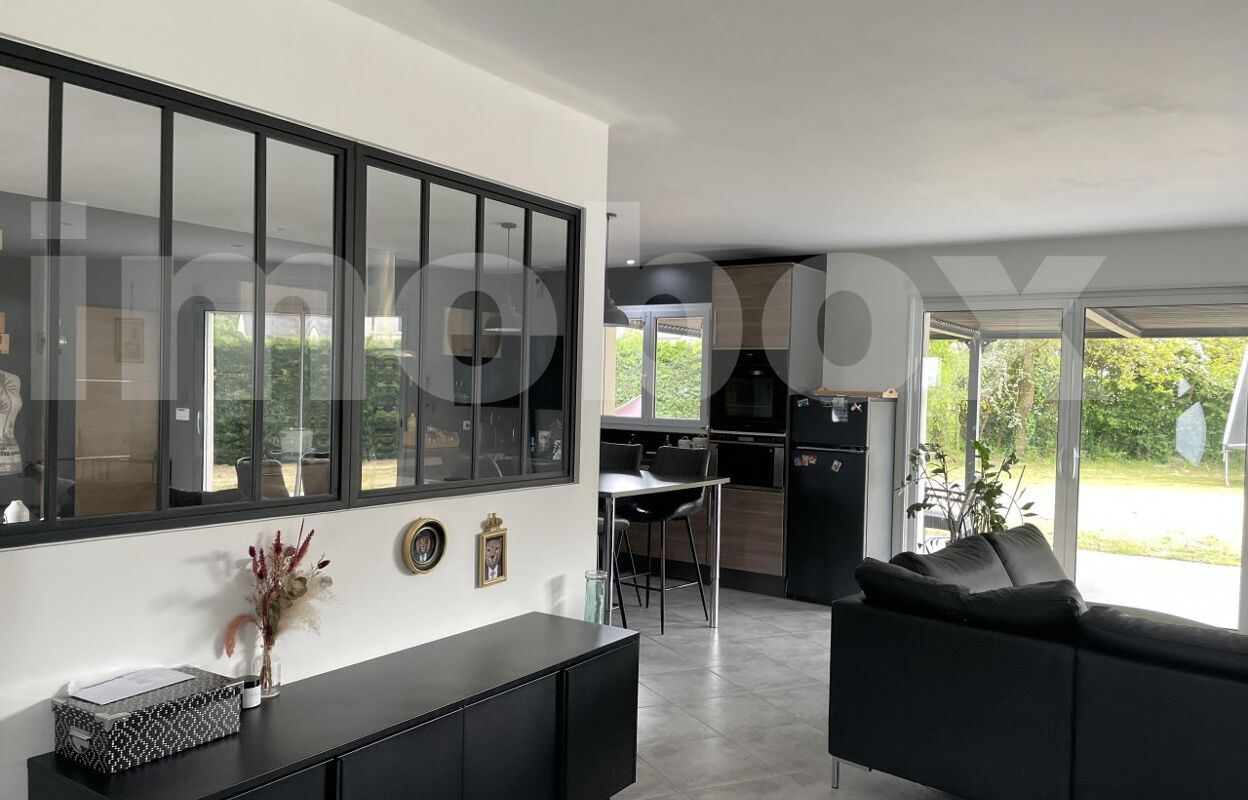 maison 10 pièces 228 m2 à vendre à Loireauxence (44370)