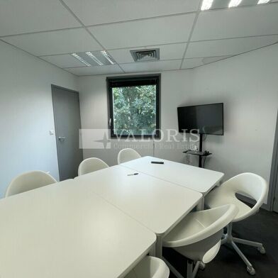 Bureau 170 m²