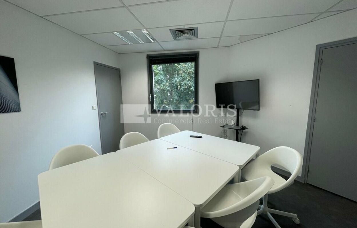 bureau  pièces 170 m2 à louer à Lyon 9 (69009)