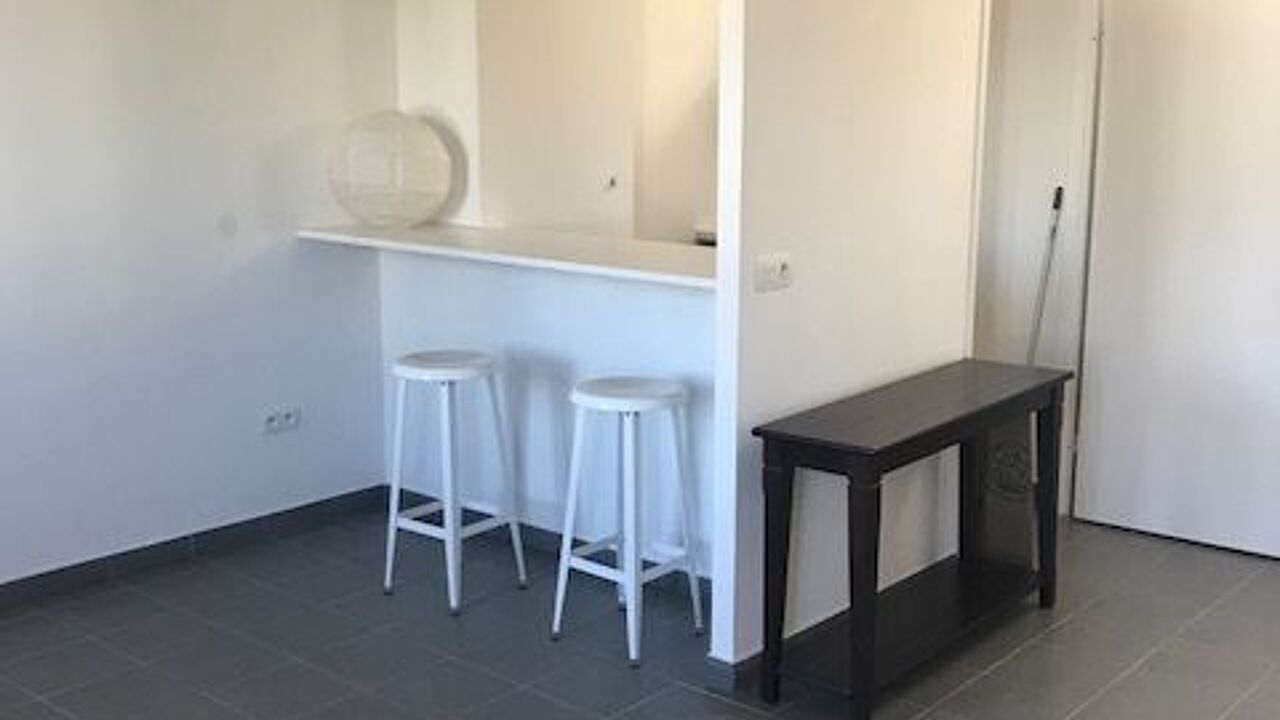 appartement 2 pièces 41 m2 à louer à La Garenne-Colombes (92250)