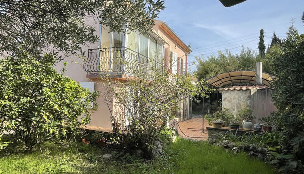 Villa / Maison 6 pièces  à vendre Garde (La) 83130
