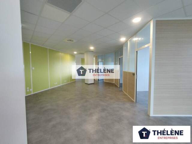 BUREAUX à VENDRE — photo du bien