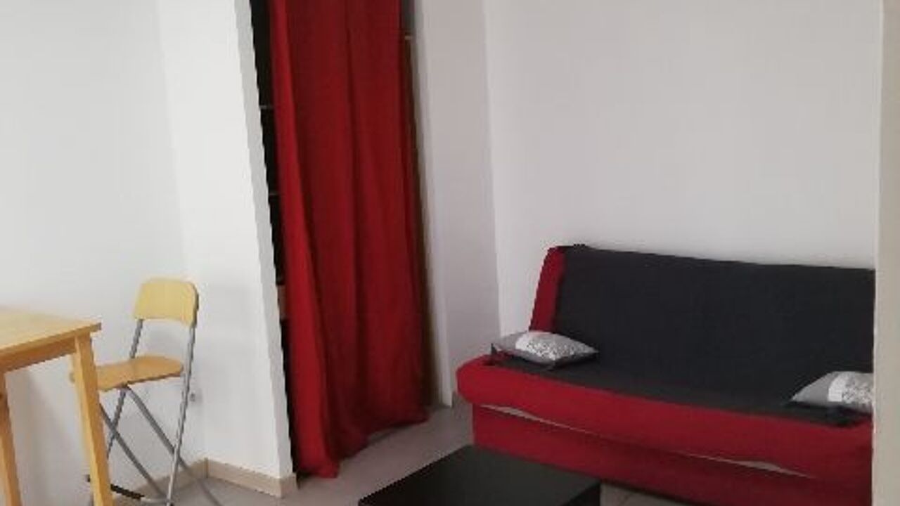 appartement 1 pièces 25 m2 à louer à Salon-de-Provence (13300)