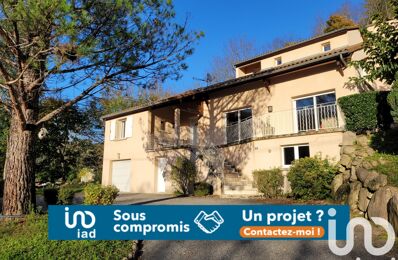 maison 9 pièces 207 m2 à vendre à Le Cheylard (07160)