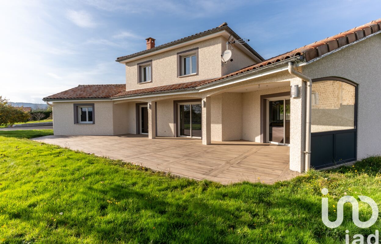 maison 6 pièces 156 m2 à vendre à Usson-en-Forez (42550)