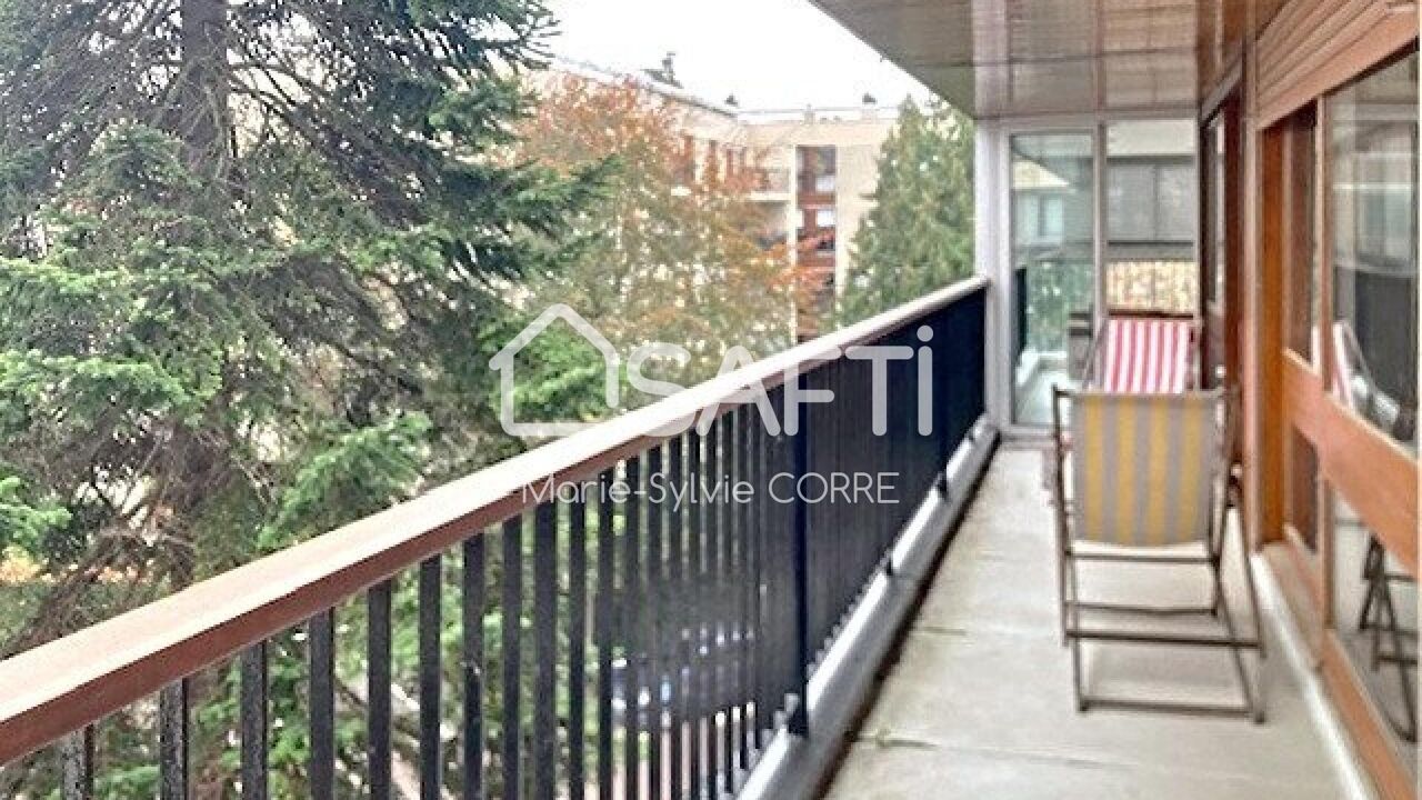 appartement 5 pièces 104 m2 à vendre à Le Chesnay (78150)