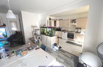 vente appartement 200 000 € à proximité de Solliès-Ville (83210)