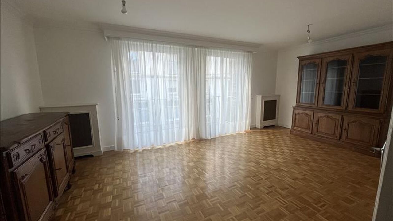 appartement 5 pièces 114 m2 à vendre à Landivisiau (29400)