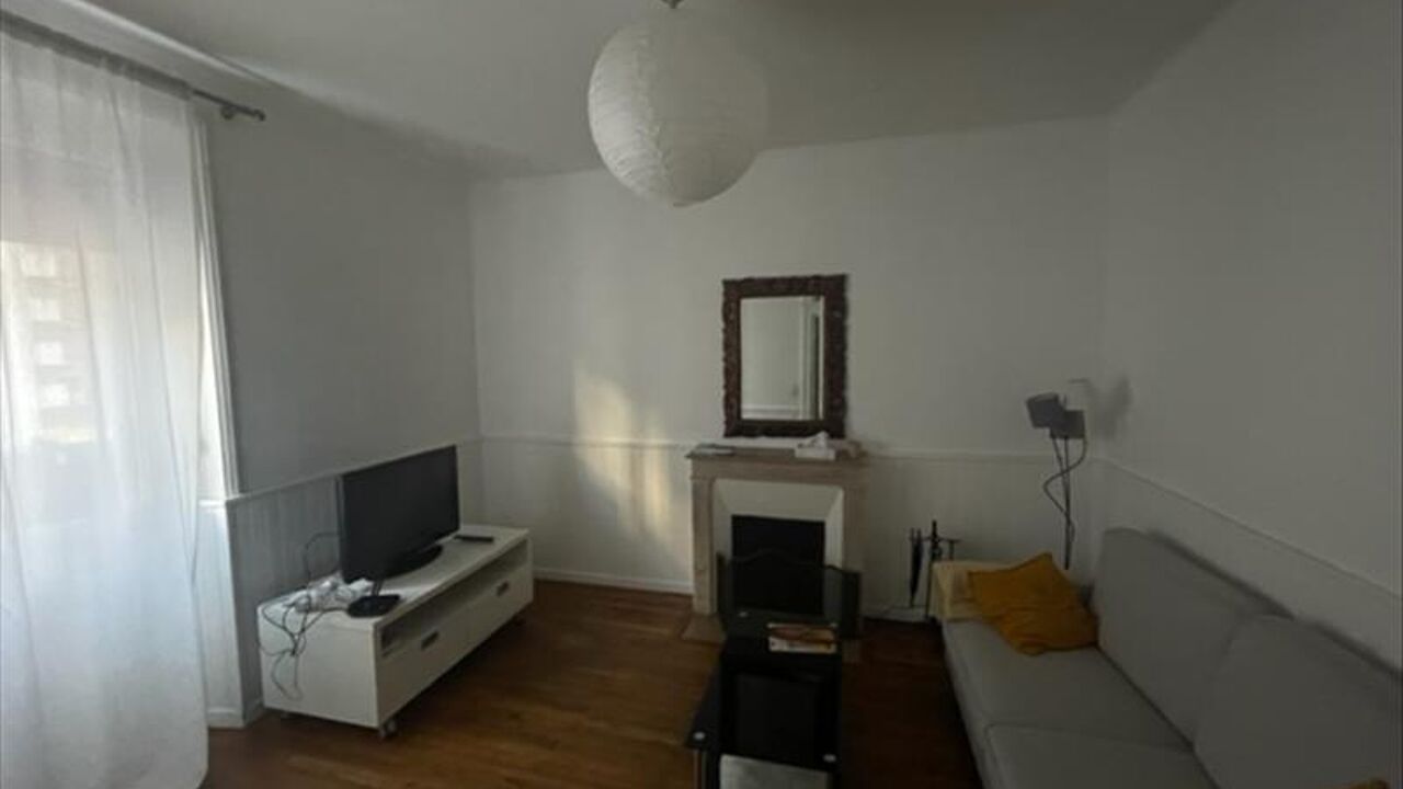 maison 6 pièces 104 m2 à vendre à Nantes (44000)