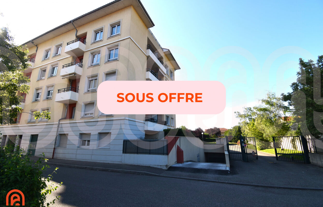 appartement 2 pièces 47 m2 à vendre à Décines-Charpieu (69150)