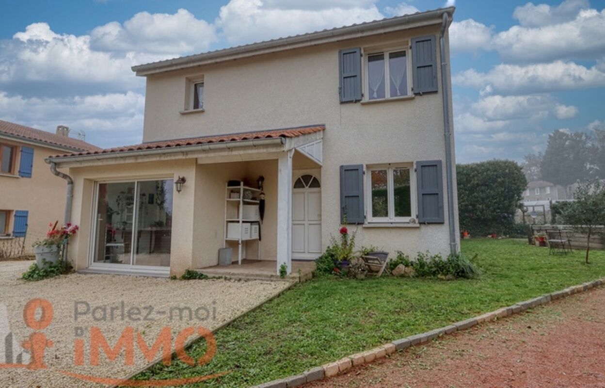 maison 5 pièces 104 m2 à vendre à Saint-Romain-le-Puy (42610)