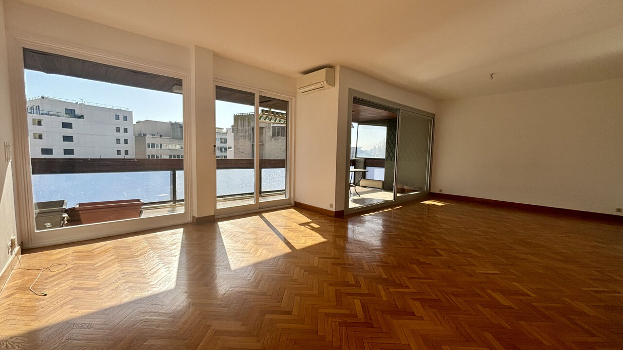 appartement 4 pièces 110 m2 à louer à Marseille 8 (13008)