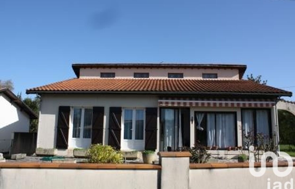 maison 7 pièces 151 m2 à vendre à Sainte-Eulalie (33560)