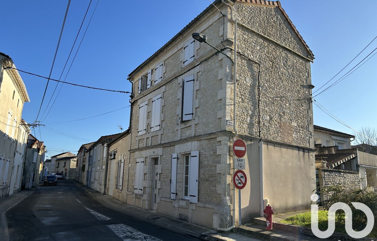 maison 6 pièces 151 m2 à vendre à Mansle (16230)