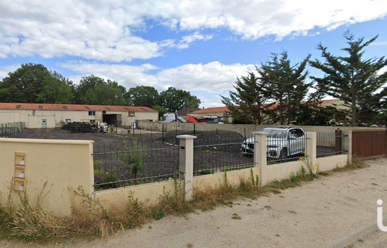 commerce  pièces 250 m2 à louer à Villiers-en-Bière (77190)