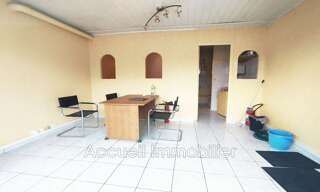 Commerce  28 m² à vendre à Le Grau-du-Roi (30240)
